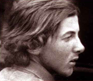 Henry_Cowell_as_a_young_man.jpg