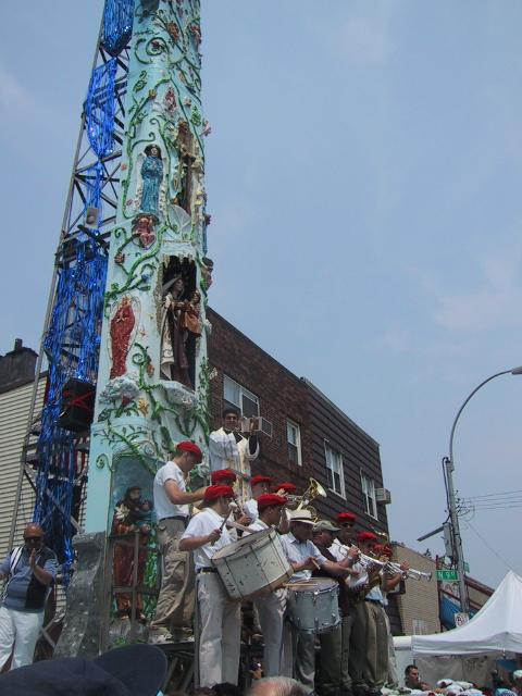 Williamsburg Giglio