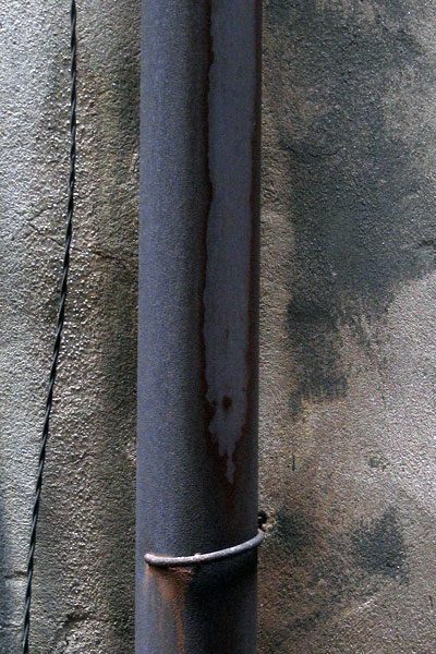 creepy-pipe.jpg