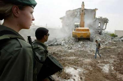 nazlat-eisa-house-demolition.jpg