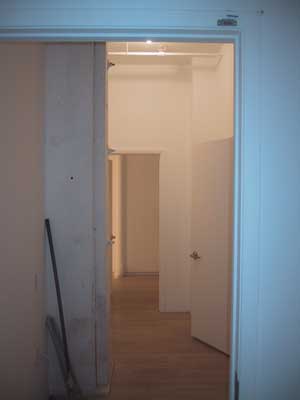 wallspace-foxy-hallway.jpg